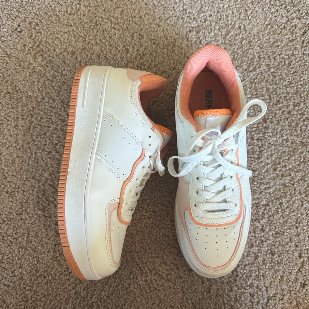 Berness Brand White/Pink/Orange Sneakers Women’s size 11